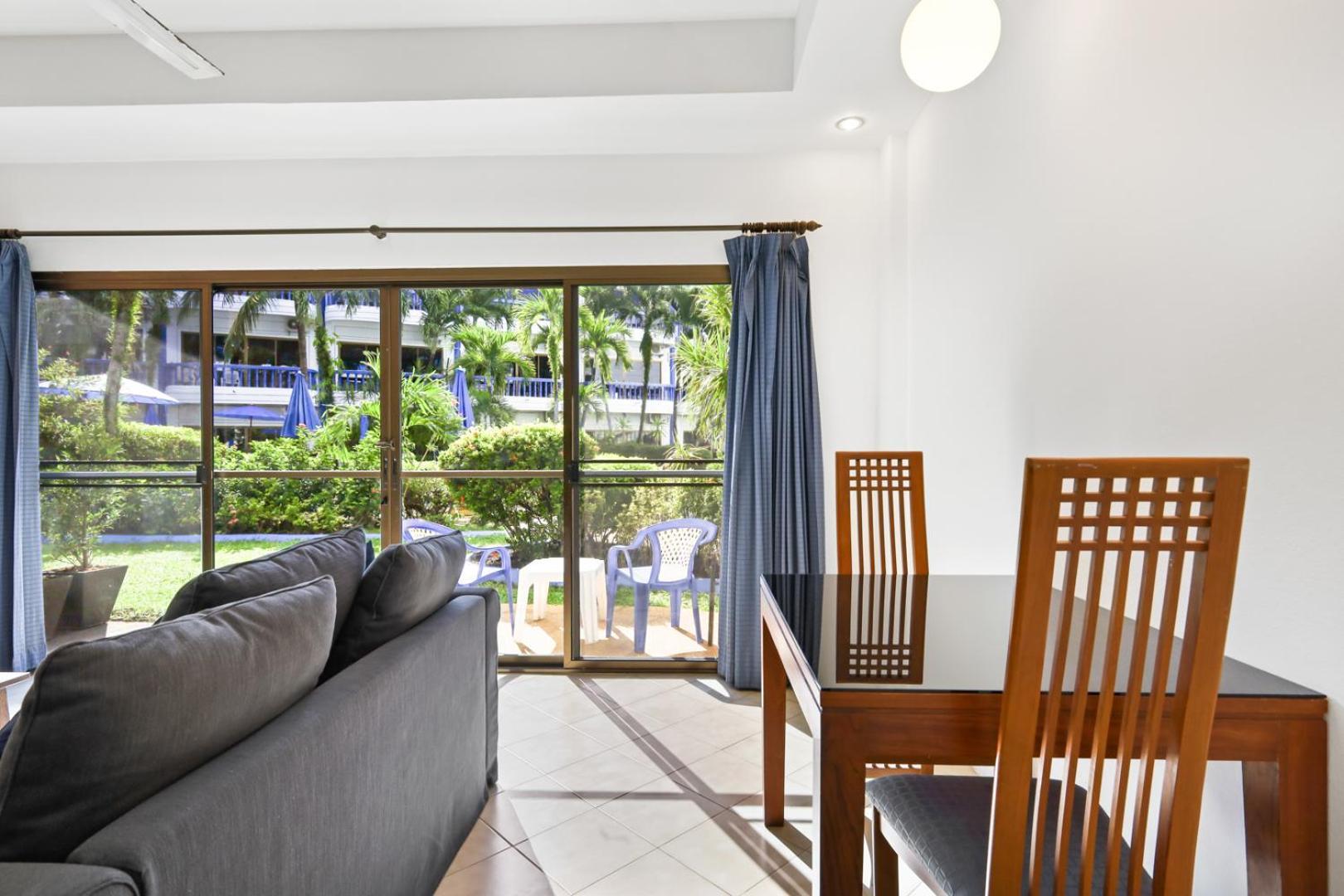 The Club Residence Pantai Kamala Luaran gambar