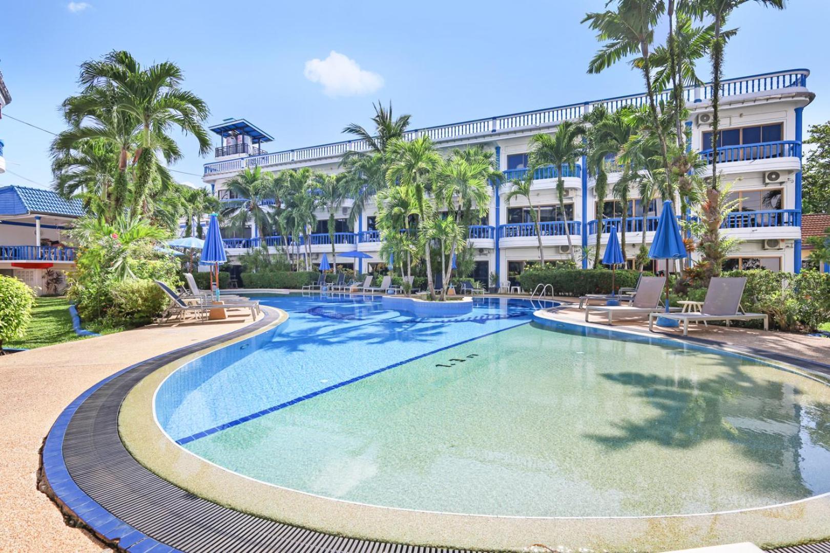 The Club Residence Pantai Kamala Luaran gambar