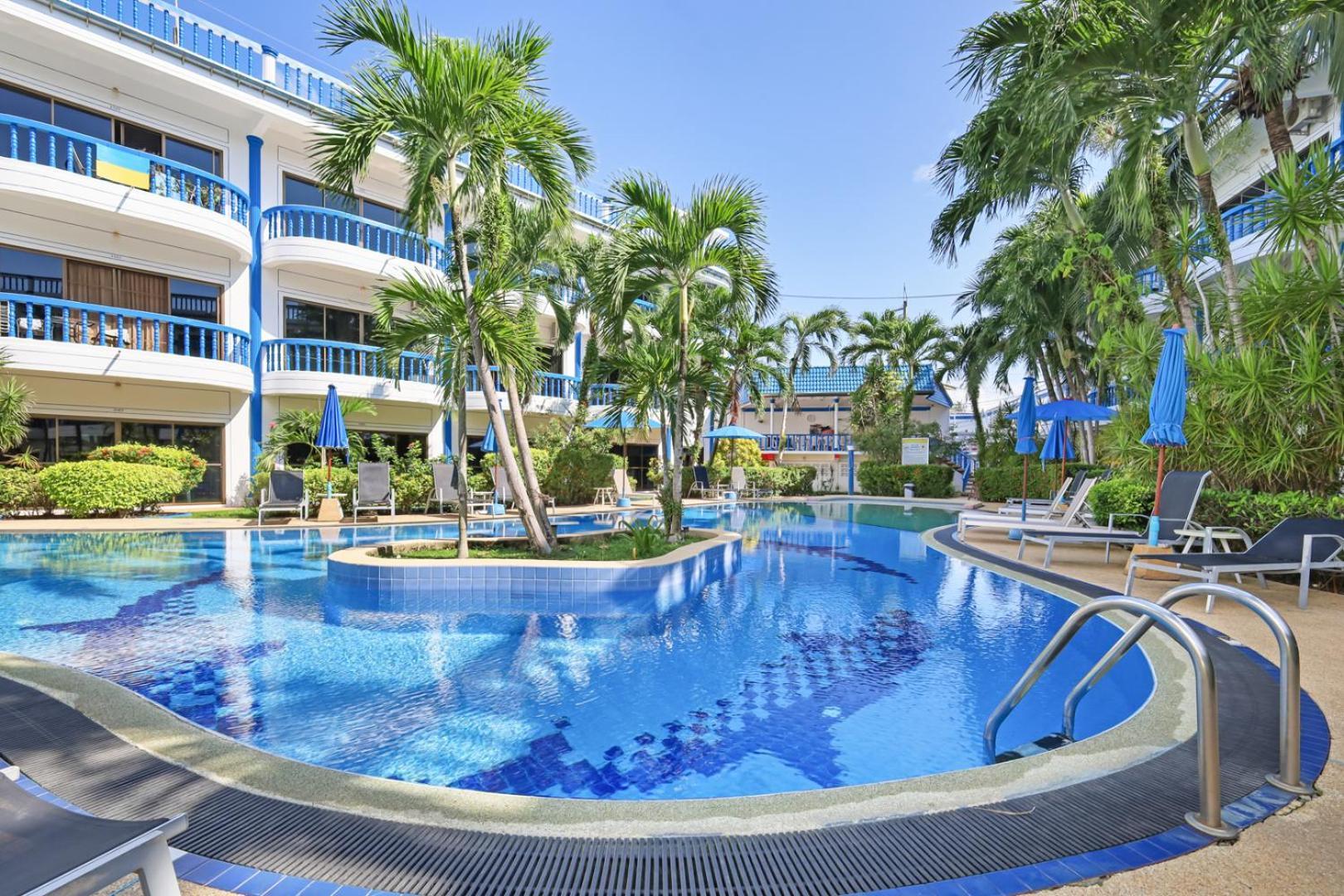 The Club Residence Pantai Kamala Luaran gambar