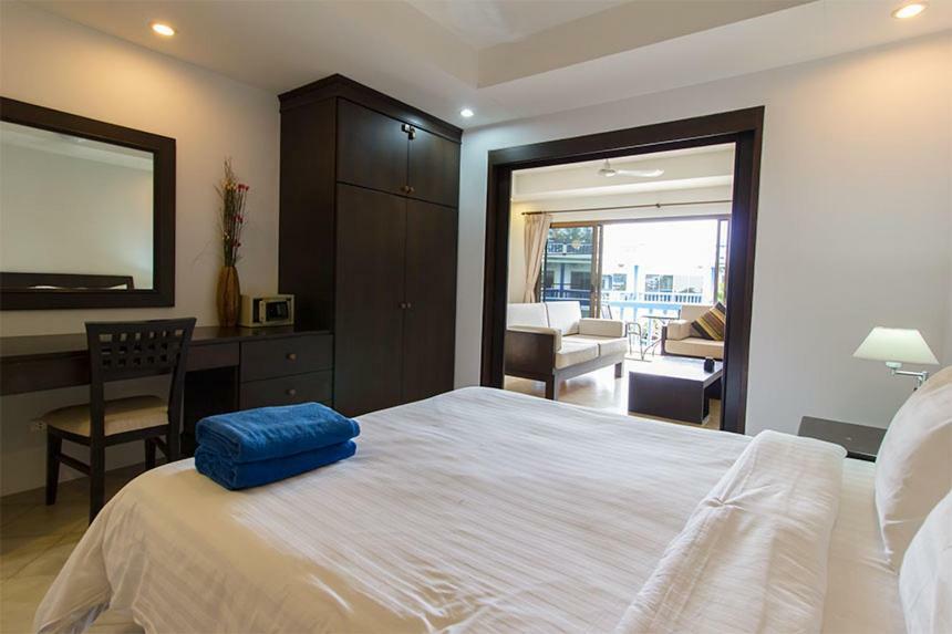 The Club Residence Pantai Kamala Luaran gambar